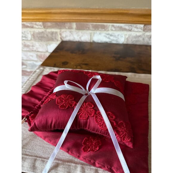 Pin or Ring Cushion With Pouch With Red Floral Embroidery & White Ribbon Accent - Picture 1 of 16